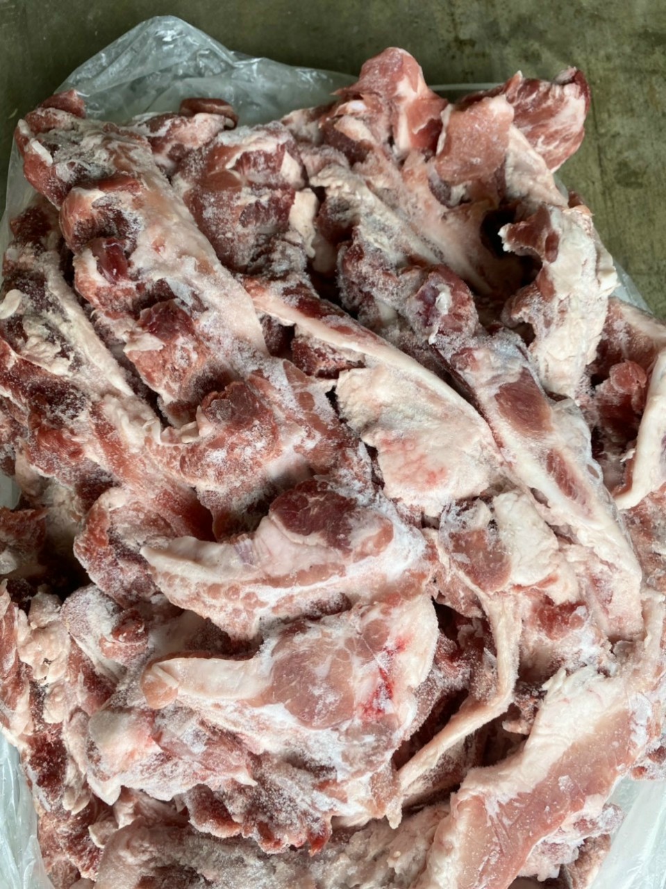 Cung Cấp Sườn Sụn Lợn Nhập Khẩu – Đóng Gói 10kg/Thùng